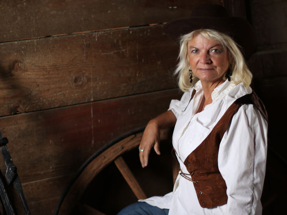 Barn Portraits